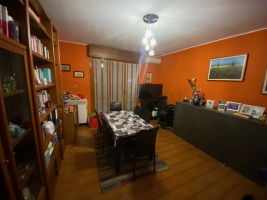 Rif. 847 - 3 Locali a Cologno centro