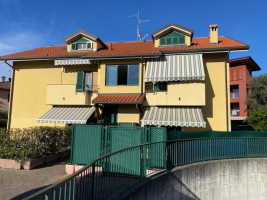 Rif. 868 - Bilocale con box a Busnago
